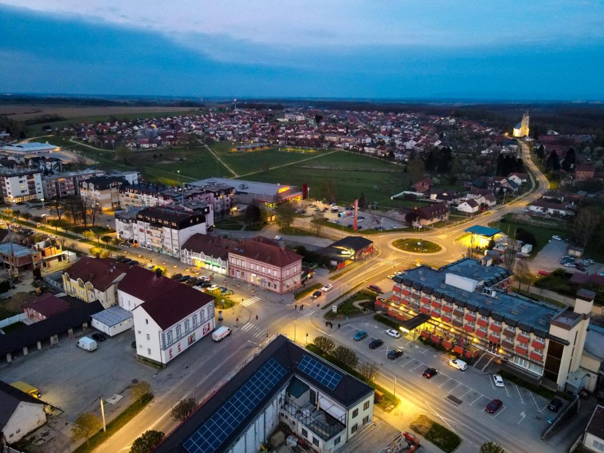 Hotel Garic Gerzence Kültér fotó